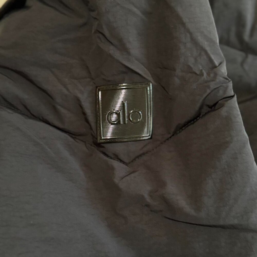 Alo Yoga Black Women's Glacier Puffer - Picture 5 of 8